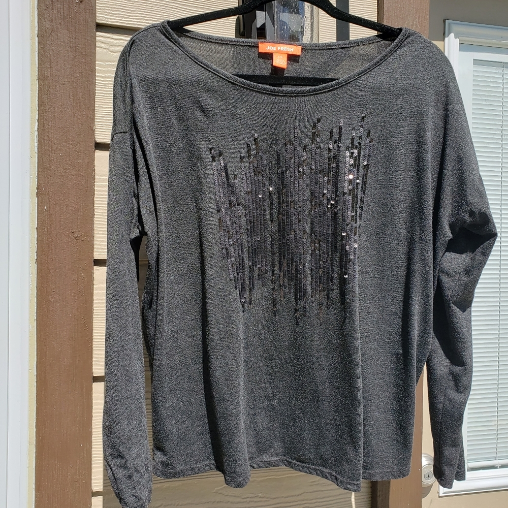 Gray shirt